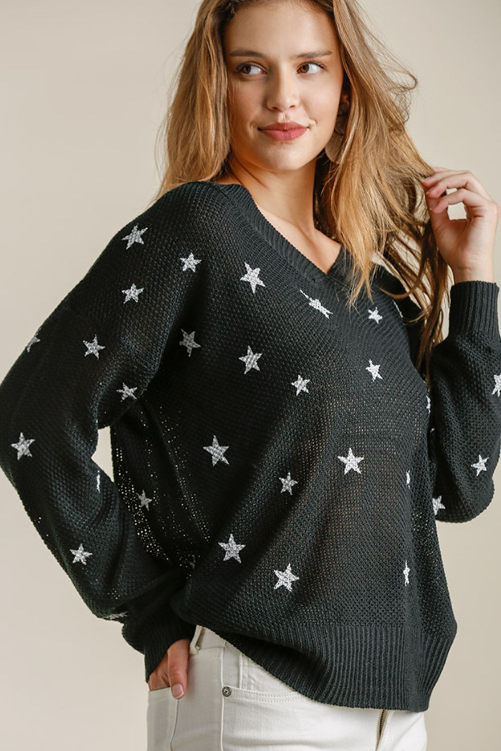 Umgee Full Size Star V-Neck Long Sleeve Sweater Plus Size-Very Besty