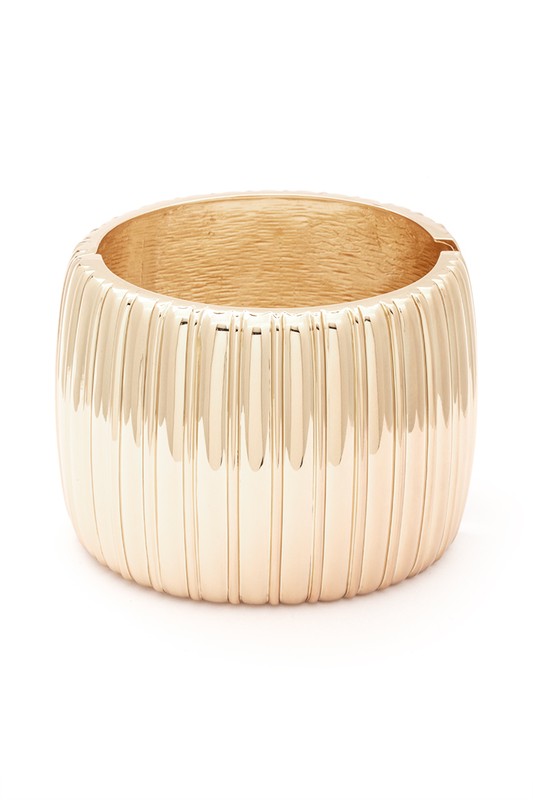 Oversize Textured Hinged Statement Bangle-Very Besty
