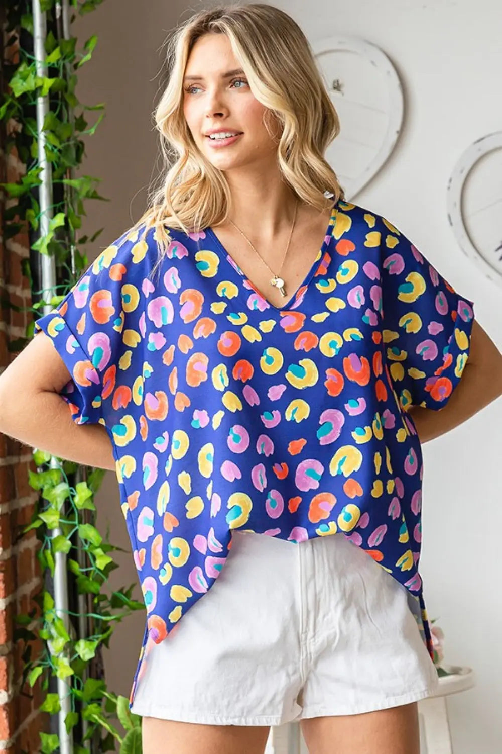 First Love Printed V-Neck Short Sleeve Blouse-Very Besty