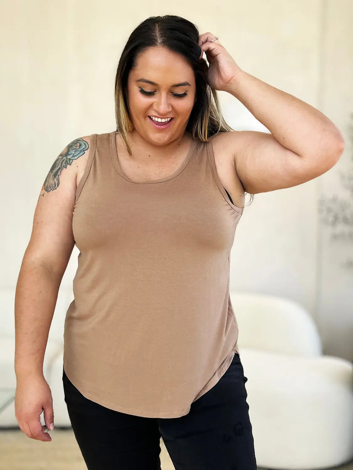 Basic Bae Full Size Round Neck Curved Hem Tank-Very Besty