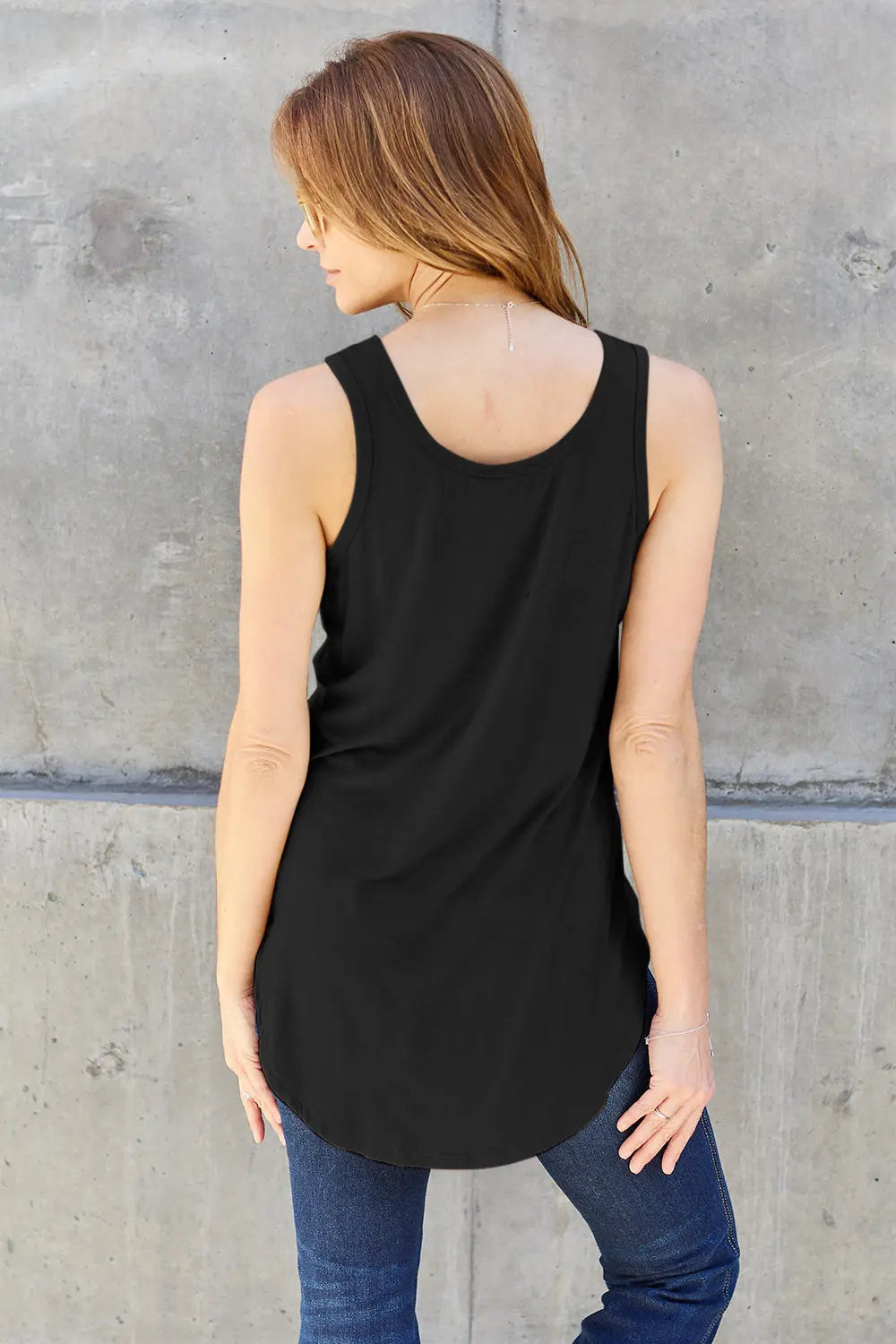 Basic Bae Full Size Round Neck Curved Hem Tank-Very Besty