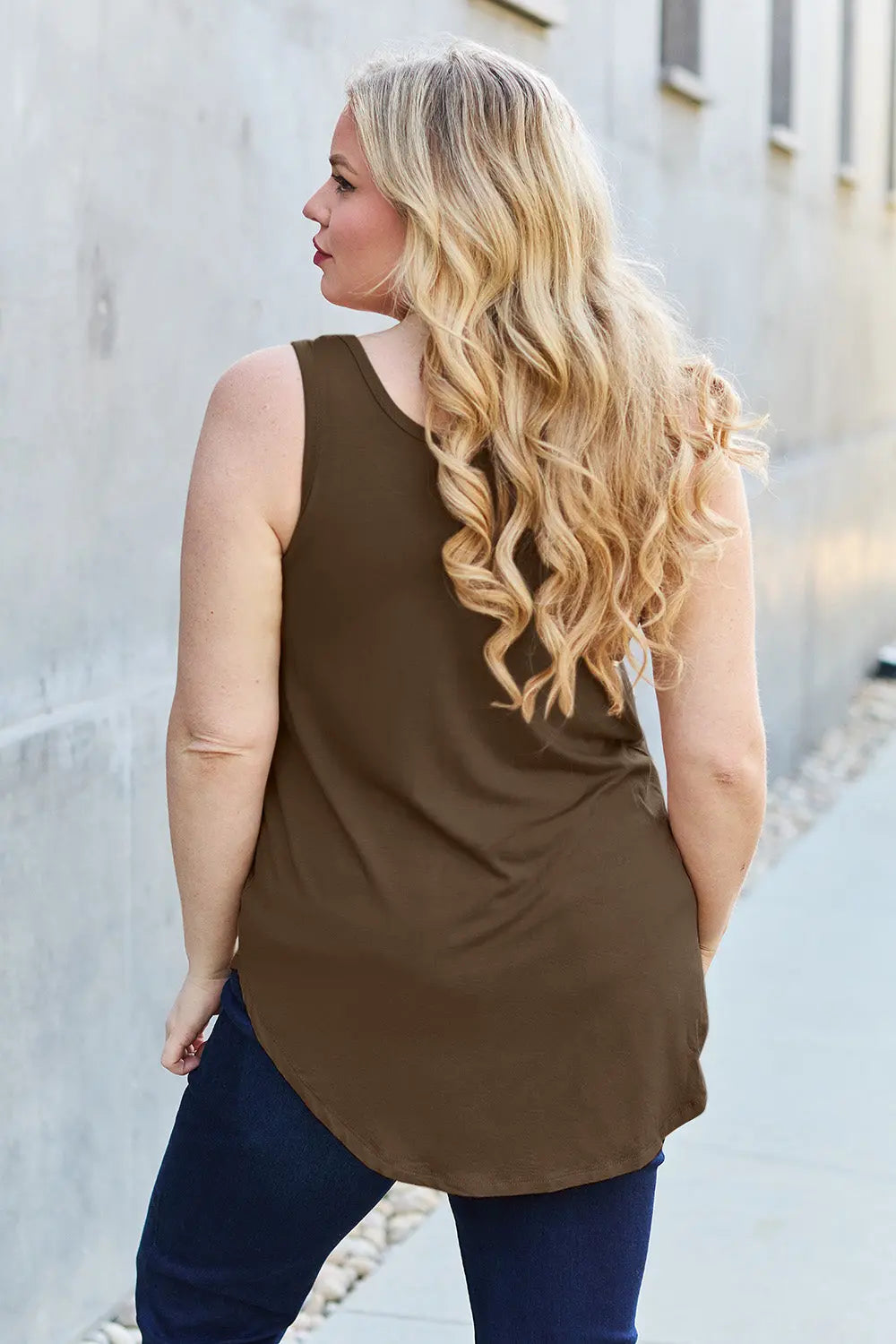 Basic Bae Full Size Round Neck Curved Hem Tank-Very Besty