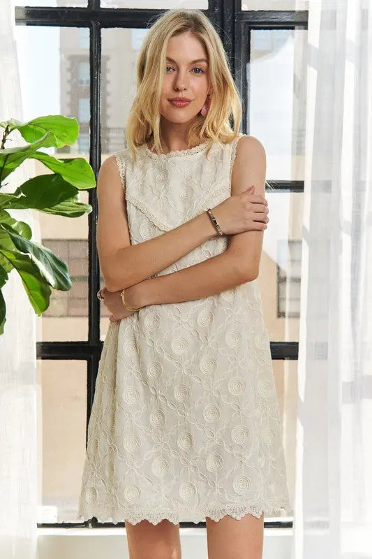 ADORA Applique Round Neck Sleeveless Shift Dress-Very Besty