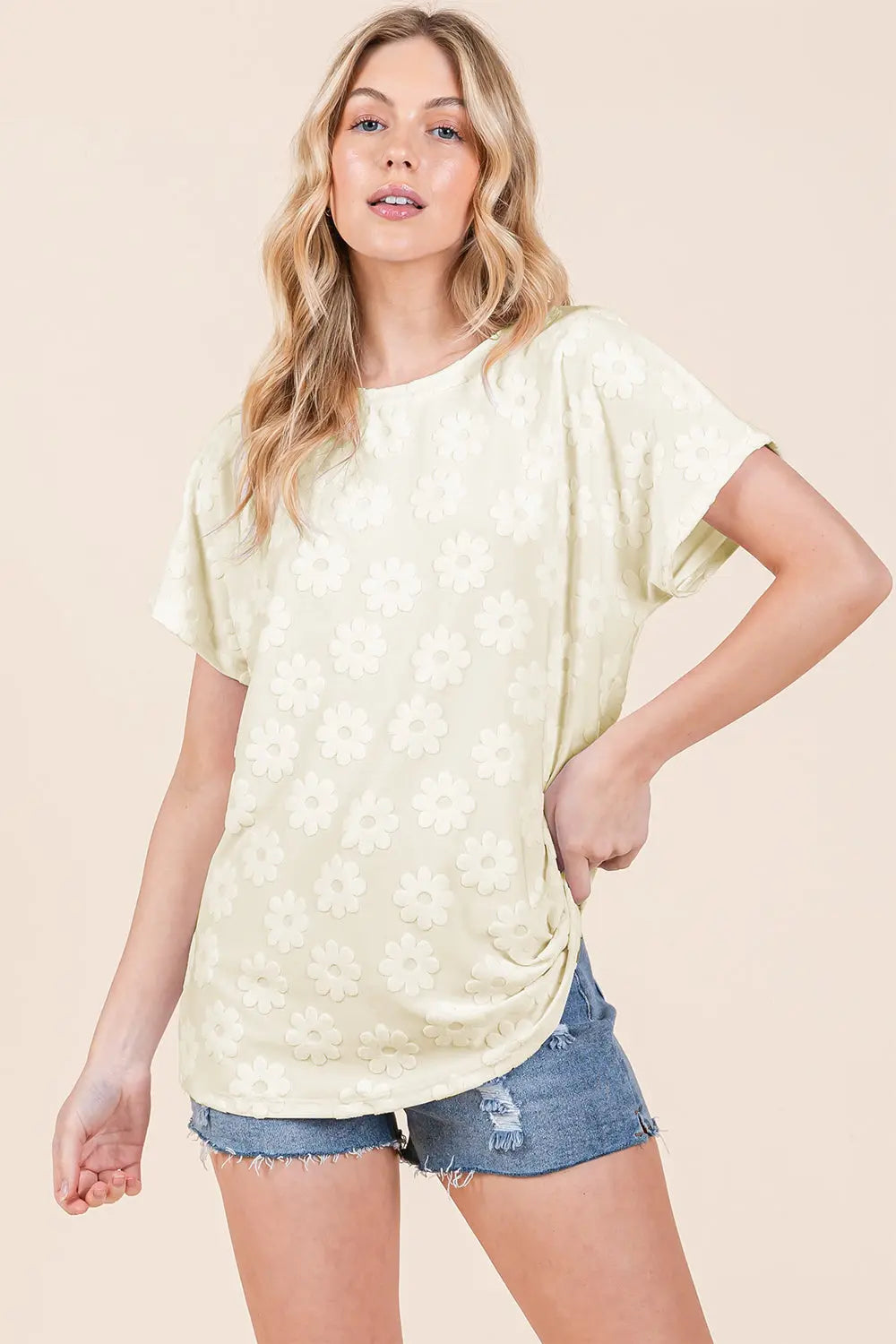 BOMBOM Textured Floral Pattern Short Sleeve T-Shirt-Very Besty