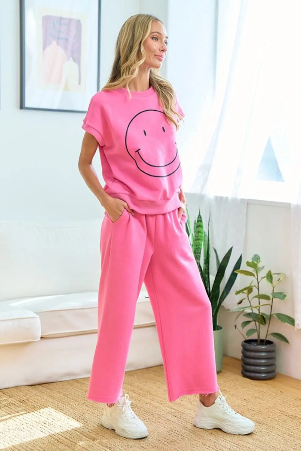 First Love Smile Face Drop Shoulder Brushed Inside T-Shirt-Very Besty