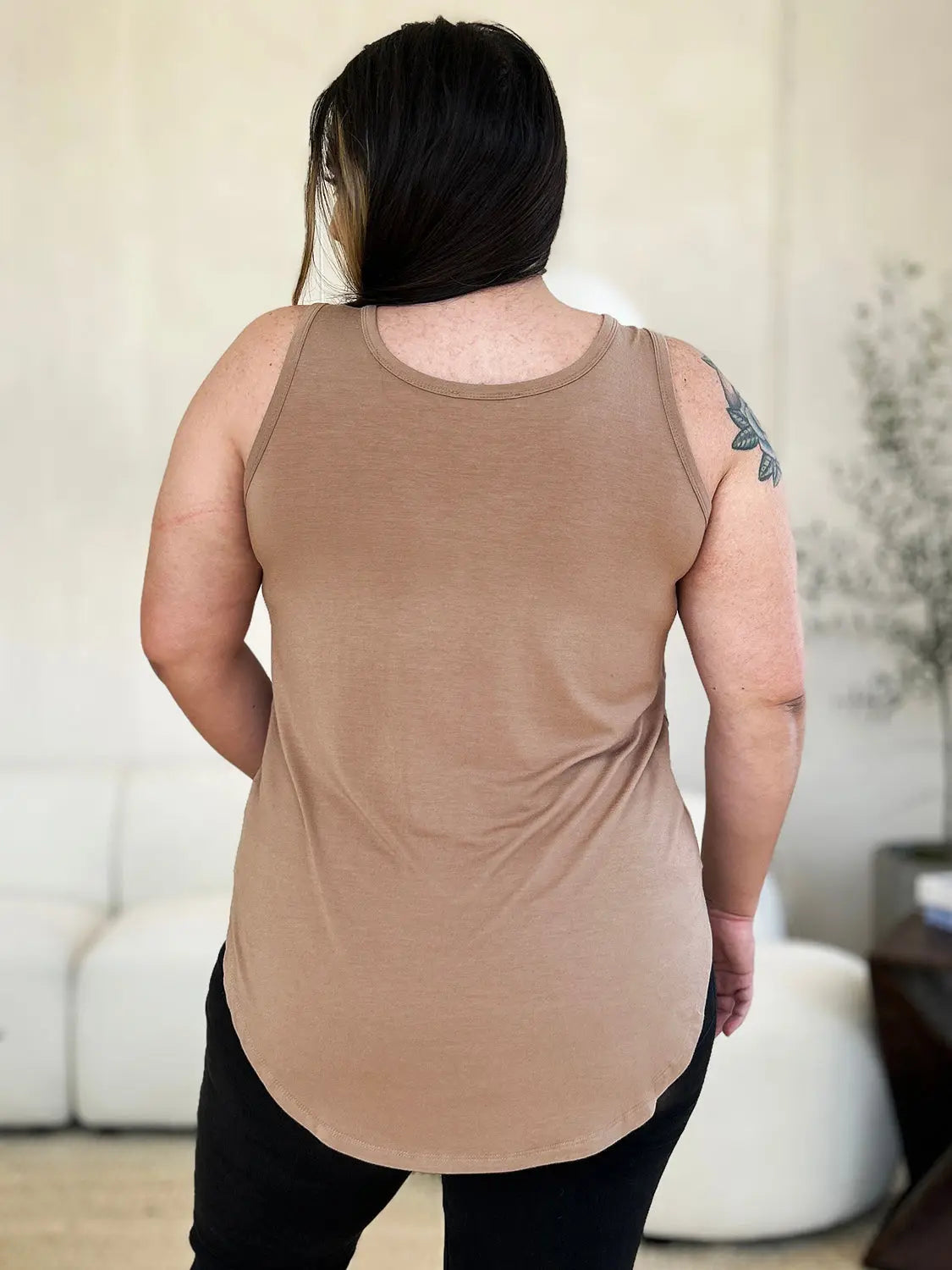 Basic Bae Full Size Round Neck Curved Hem Tank-Very Besty