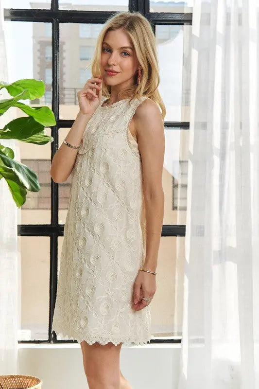 ADORA Applique Round Neck Sleeveless Shift Dress-Very Besty
