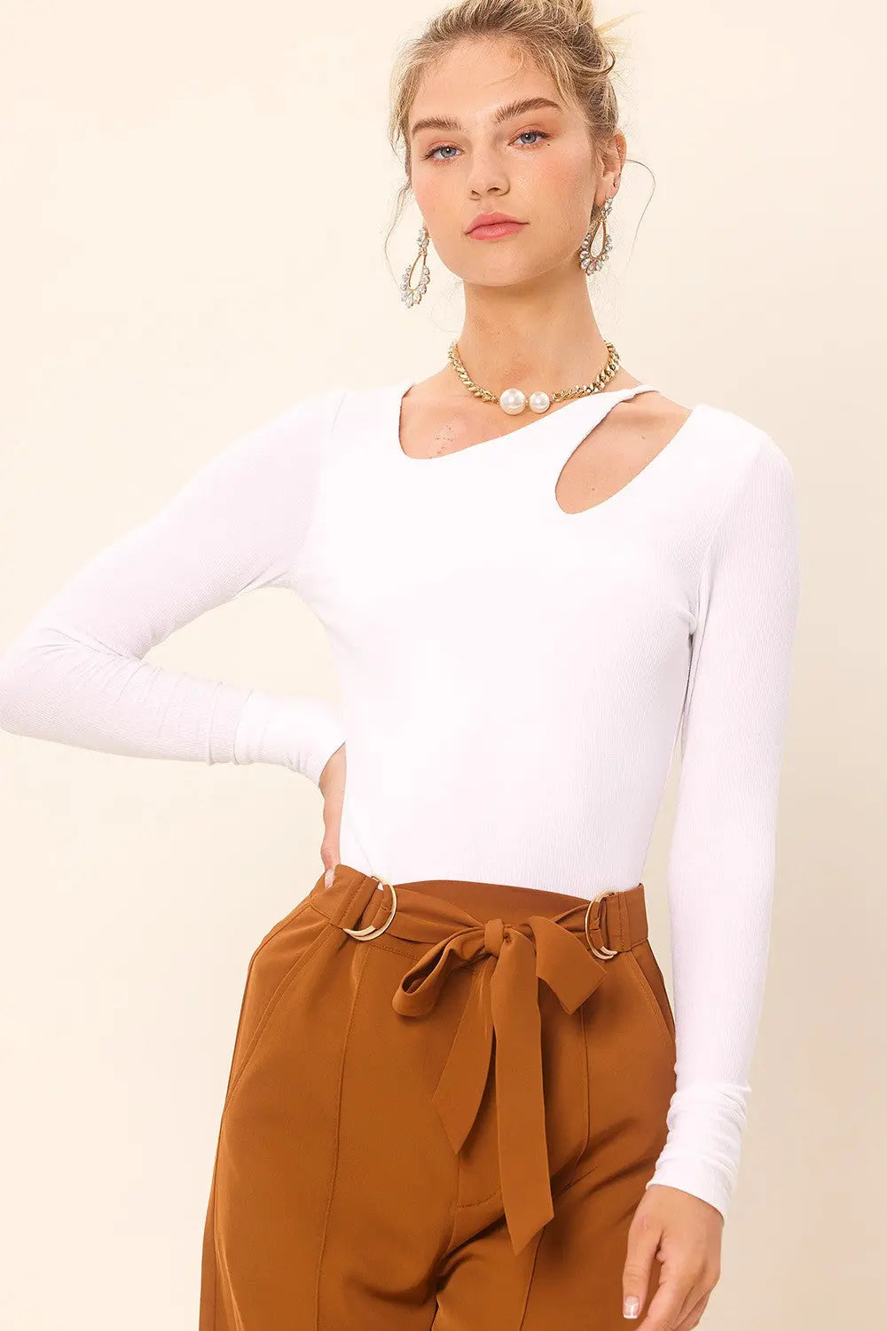Idem Ditto Front Cut Out Long Sleeve Knit Top-Very Besty