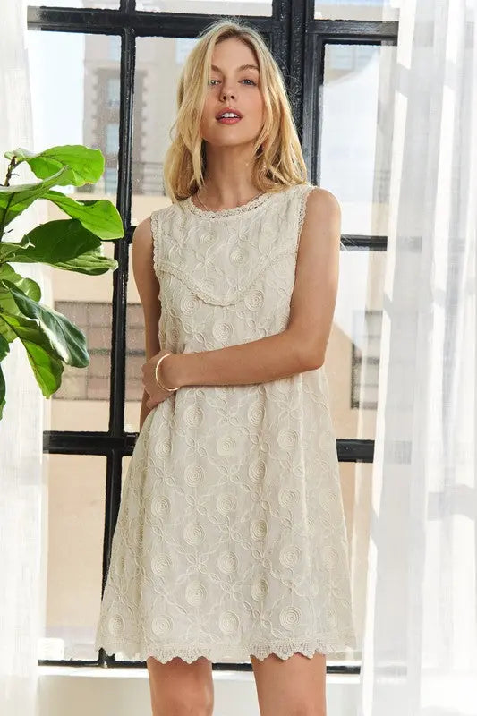 ADORA Applique Round Neck Sleeveless Shift Dress-Very Besty