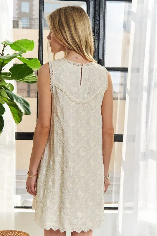 ADORA Applique Round Neck Sleeveless Shift Dress-Very Besty