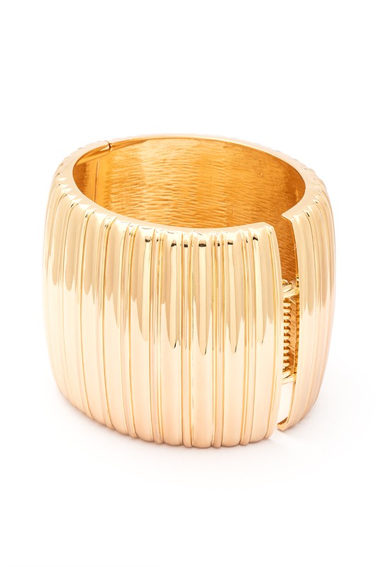 Oversize Textured Hinged Statement Bangle-Very Besty